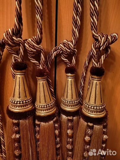 Кисти для кардин или штор