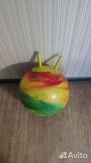 Шар-прыгун с рожками