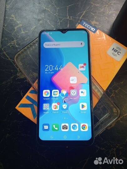 TECNO Spark 8C, 4/64 ГБ