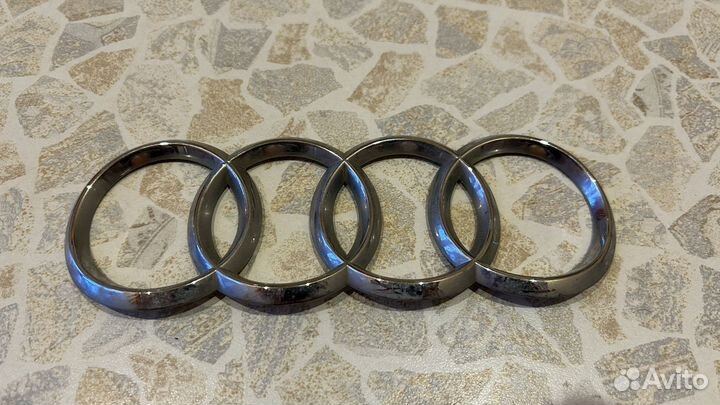 Эмблемы audi