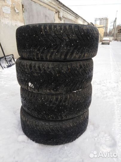 Nokian Tyres Hakkapeliitta 8 205/55 R16 94T