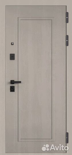 Дверь входная в квартиру