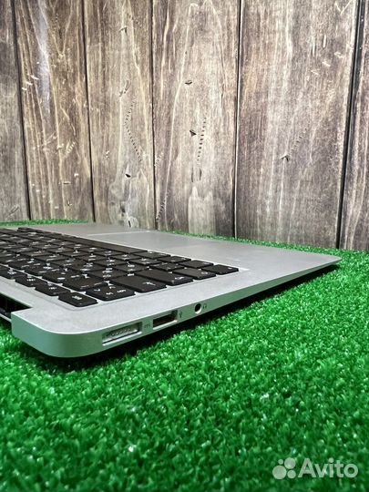 Запчасти Apple MacBook Air 13 2012 A1466
