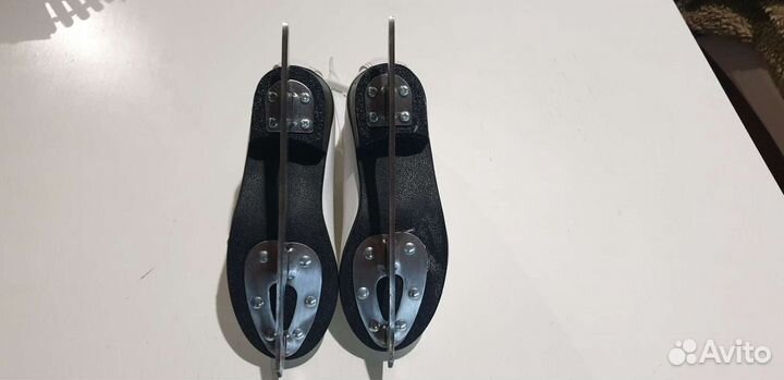 Коньки фигурные