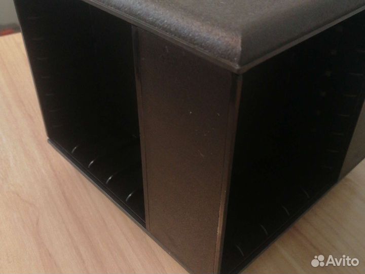 Стойка для аудиокассет