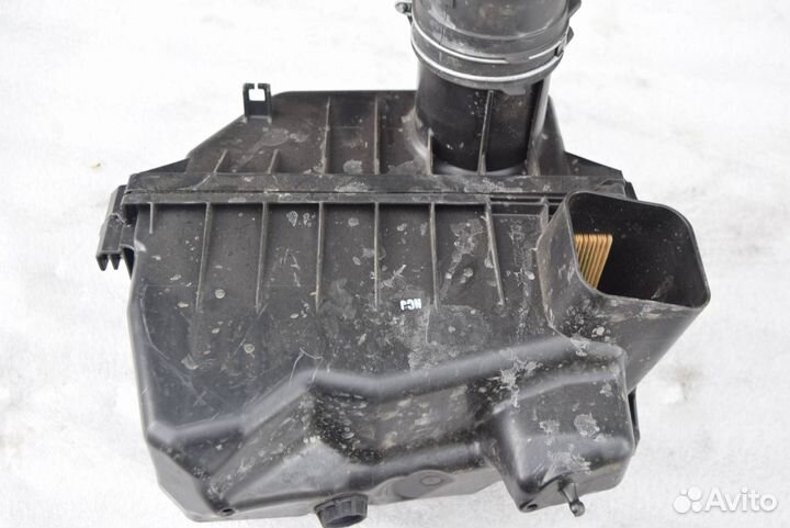 Корпус воздушногo фильтра Toyota RAV4 5 (XA50)