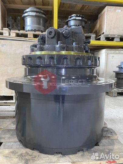 Редуктор хода Komatsu PC400-8