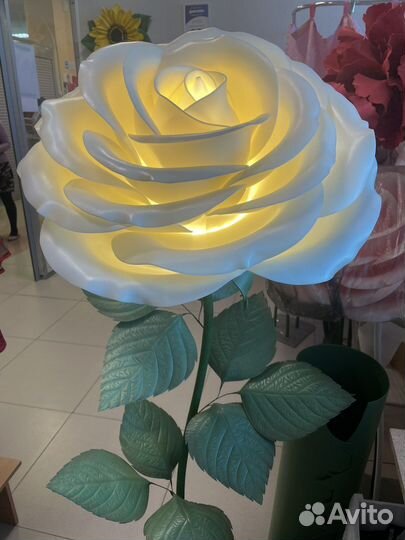 Торшер-цветы