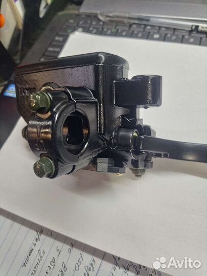 Тормозная ручка правая