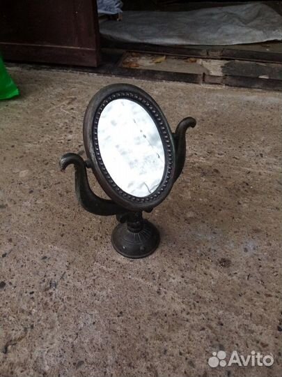 Зеркало настольное винтажное времени СССР
