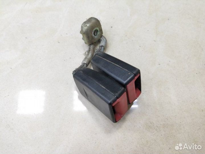 Ответная часть ремня задняя Volkswagen Passat B6