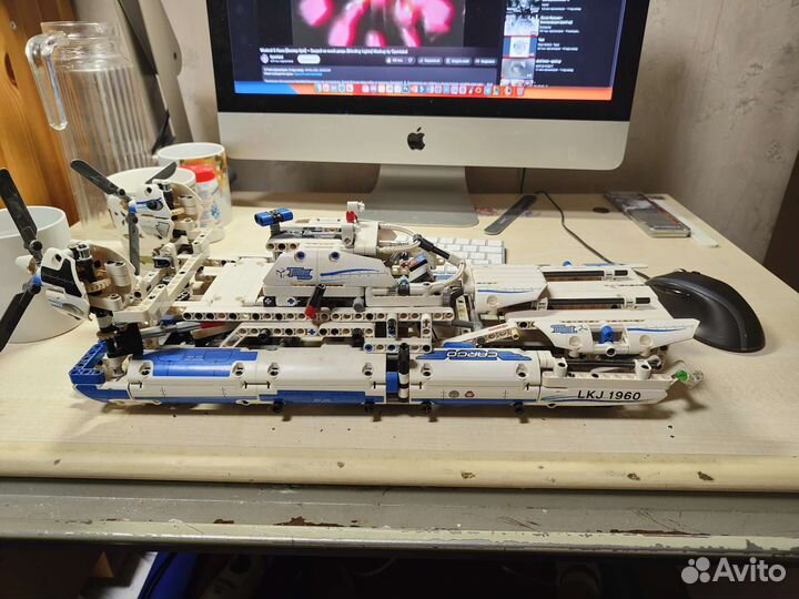 Lego техник самолет-корабль