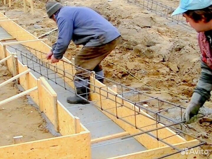 Бригада строителей