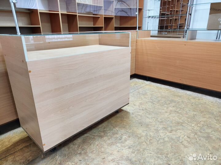 Торговое оборудование бу для магазина