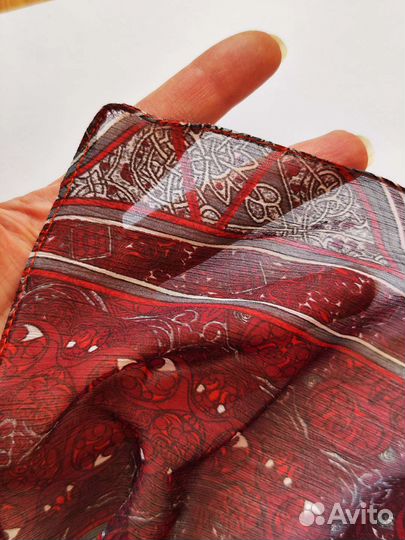 Шарф полупрозрачный