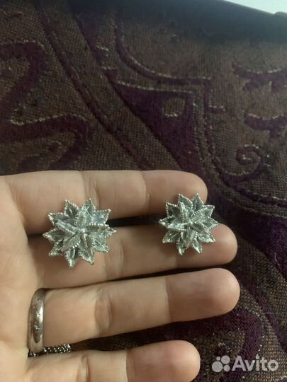 Серебряные серьги и клипсы