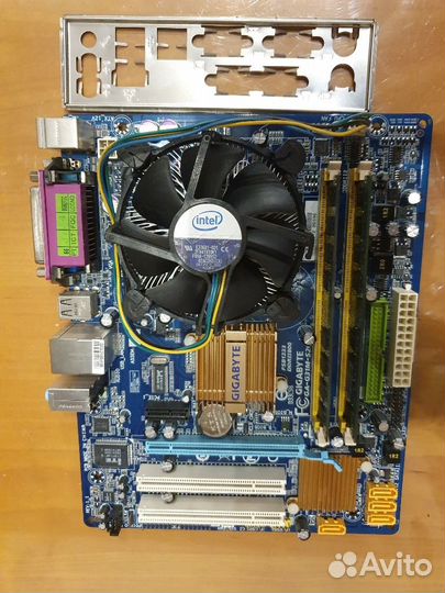 Gigabyte G31M-S2C + E7200 + 4 GB