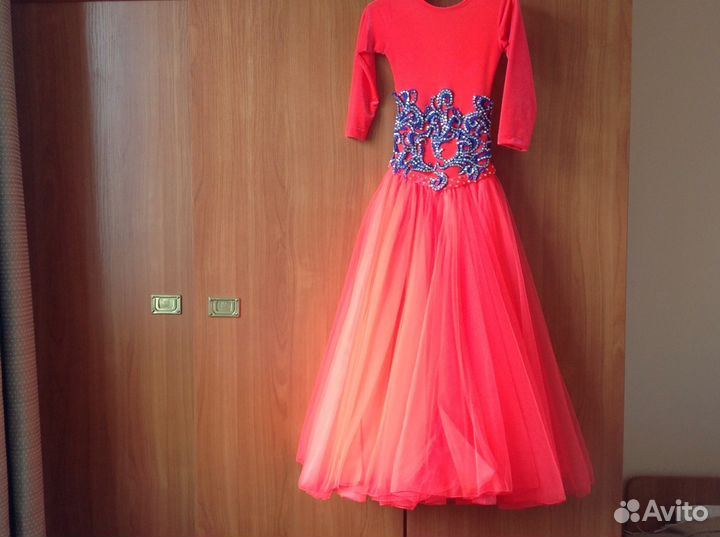 Нарядное платье для прекрасной принцессы