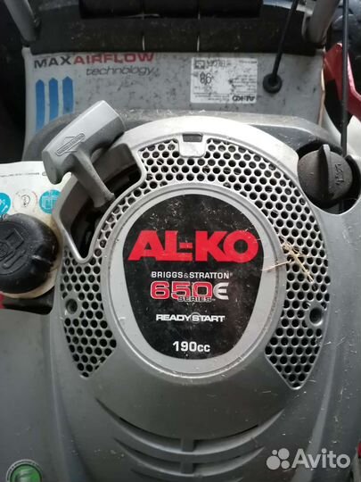 Газонокосилка бензиновая самоходная