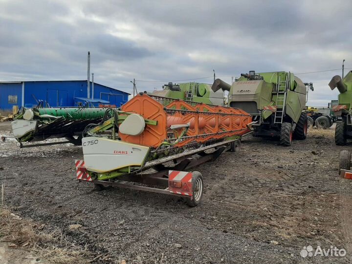 Уборка урожая комбайнами Claas Tucano 430