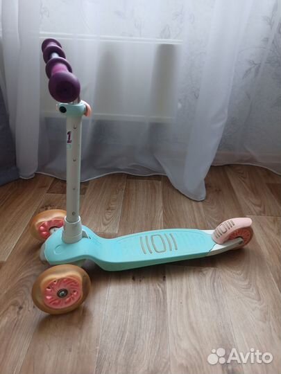 Самокат детский трехколесный