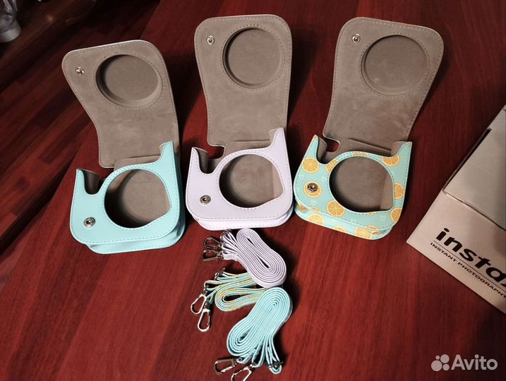 Чехлы на Полароид Fujifilm Instax Mini 11