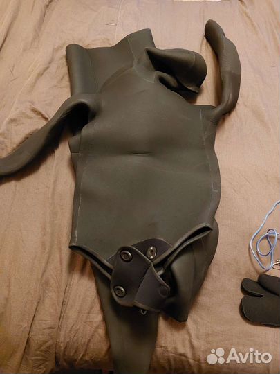 Костюм для дайвинга