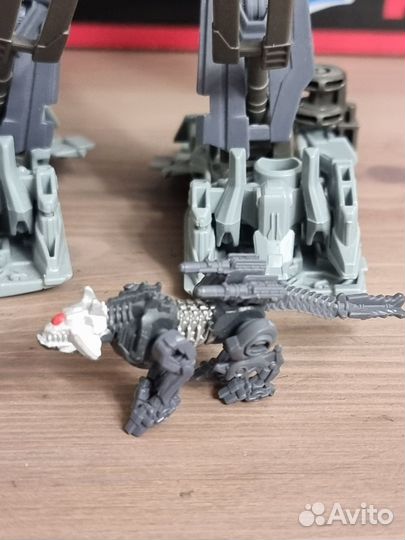 Трансформер hasbro Grindor and ravage (21,59см)