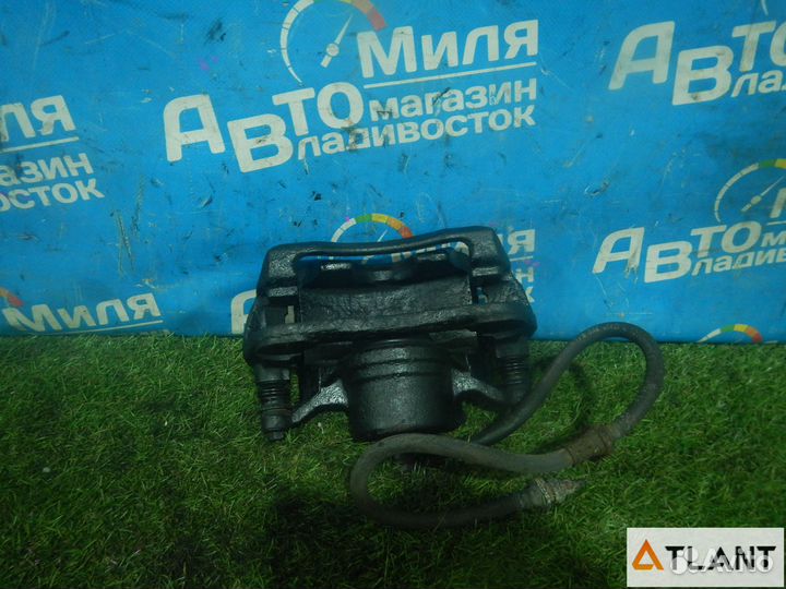 Суппорт передний правый honda element