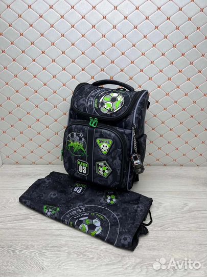 Рюкзак школьный новый