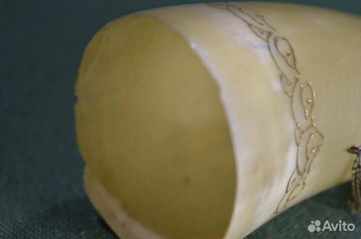 Рог на цепочке черепаховый сувенирный. СССР