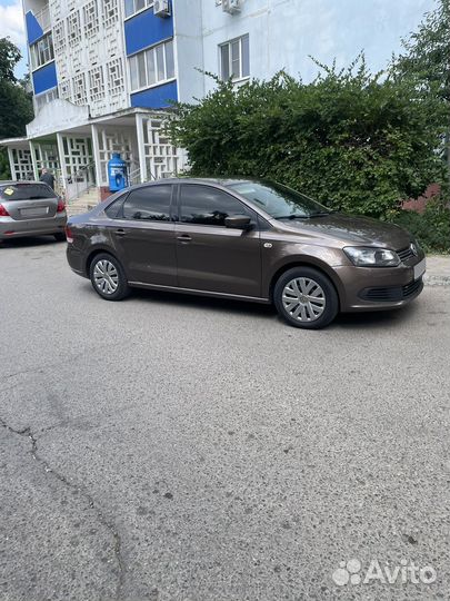 Volkswagen Polo 1.6 МТ, 2015, 240 000 км