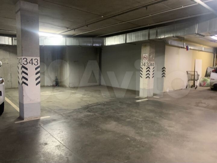 Машиноместо, 28 м²