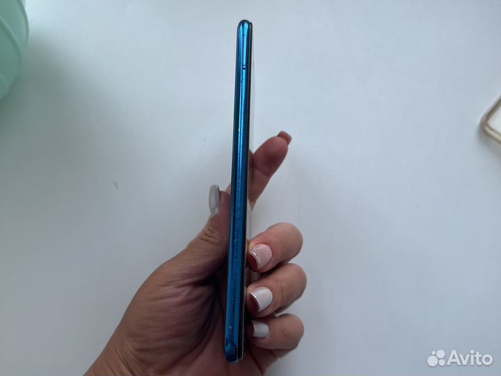 Телефон Samsung galaxyA7