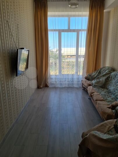 Апартаменты-студия, 100 м², 2/2 эт.