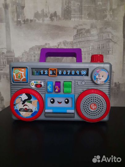 Обучающий магнитофон от fisher price