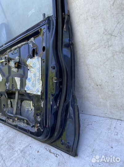 Mitsubishi pajero 2 передняя правая дверь