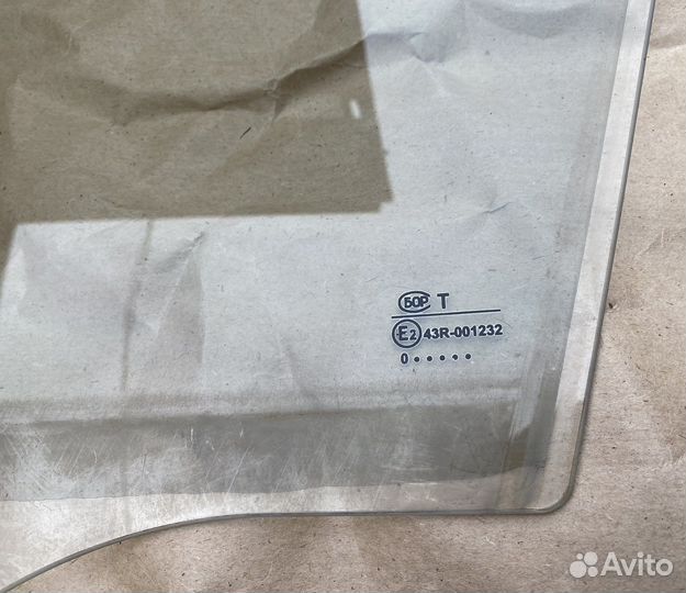 Стекло передней левой двери Chevrolet Lanos