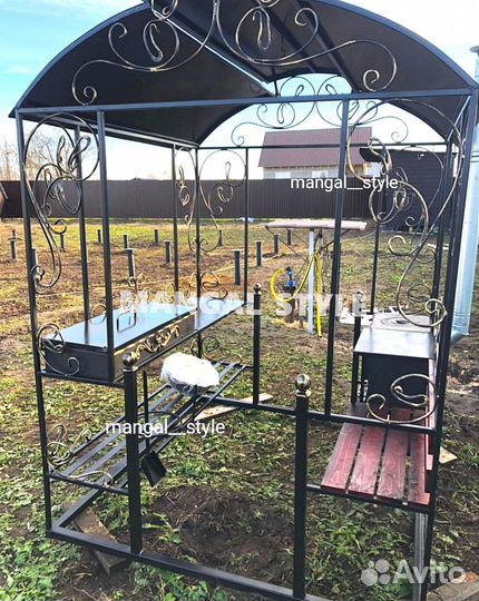 Беседка с мангалом