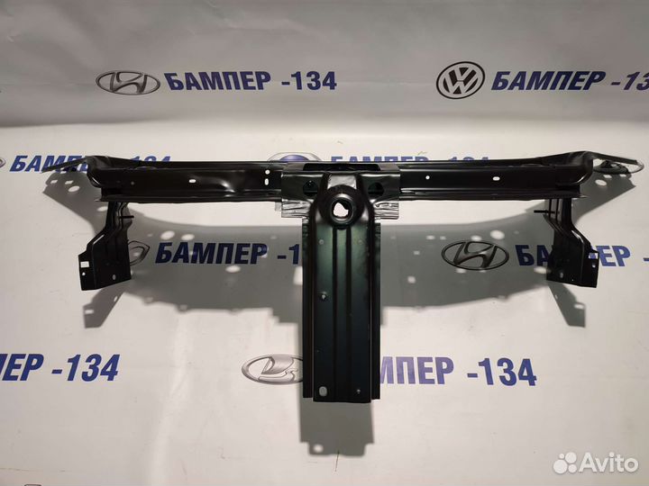 Рамка радиатора renault logan 2