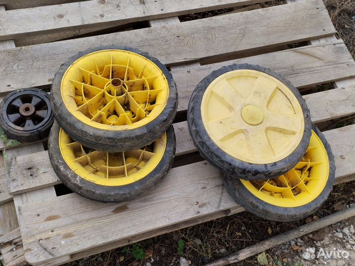 Колеса для садовой тележки