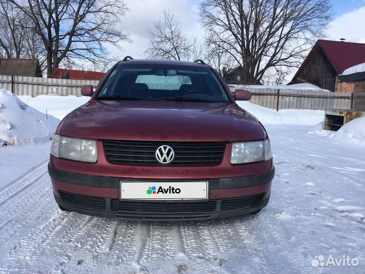 Volkswagen Passat 1.8 AT, 1998, 318 000 км