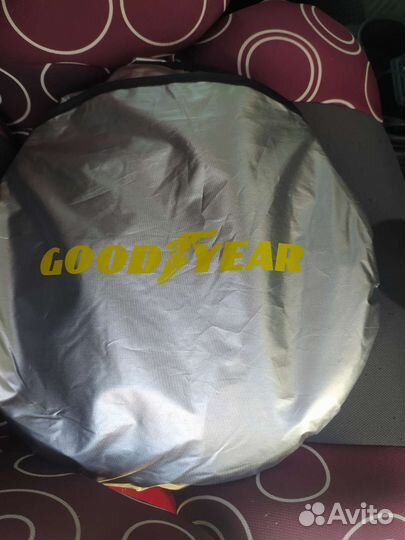 Солнцезащитная шторка на лобовое стекло