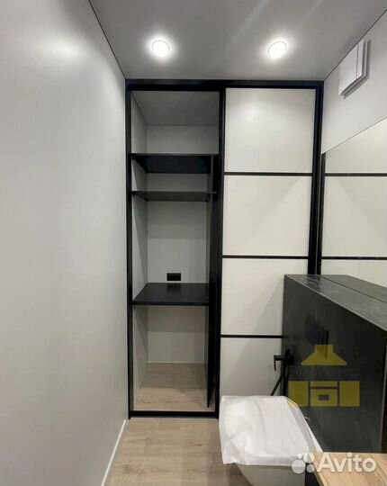 Угловой шкаф