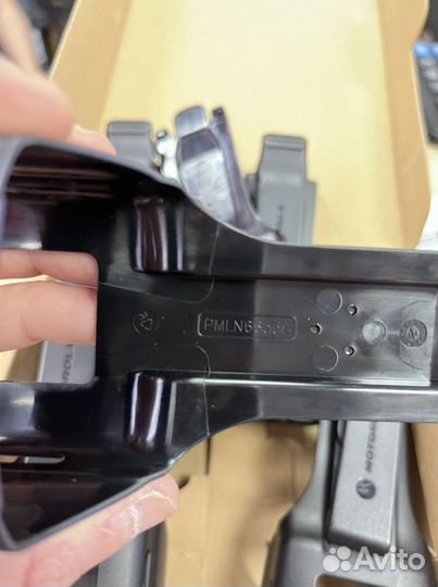 Держатель пластиковый на Motorola XT-225