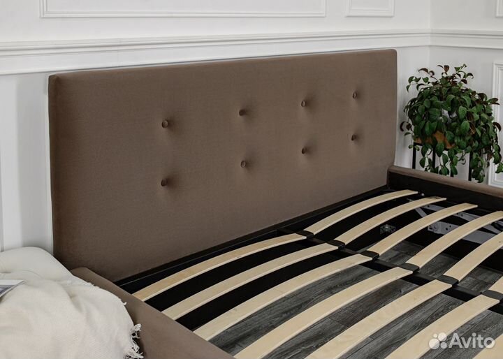 Кровать новая 140х200 Роза в велюре