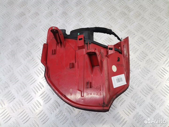 Фонарь для Peugeot-Citroen 3008