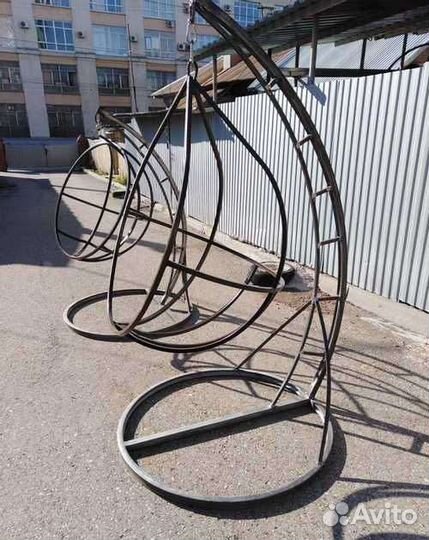 Садовая качеля кокон