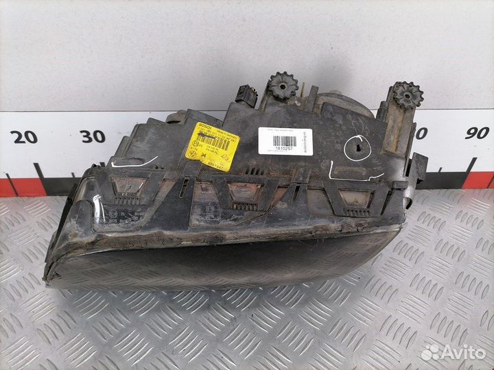 Фара передняя для BMW 3-Series (E46) 63126902745