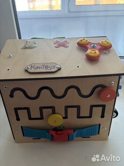 Бизиборд домик